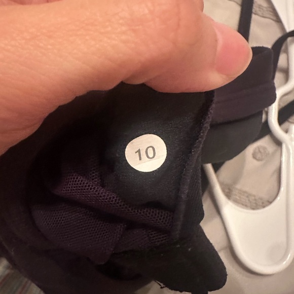 Lululemon Bundle - Women's Tank Top Set - Black, Gray, and Striped sz 8-10 - Picture 9 of 12